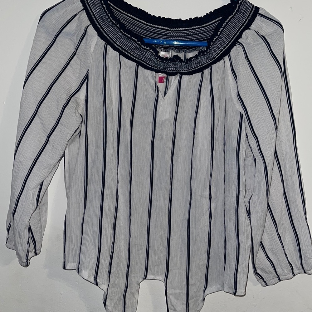 White and Navy blouse